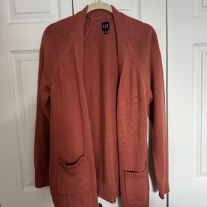 Gap cardigan